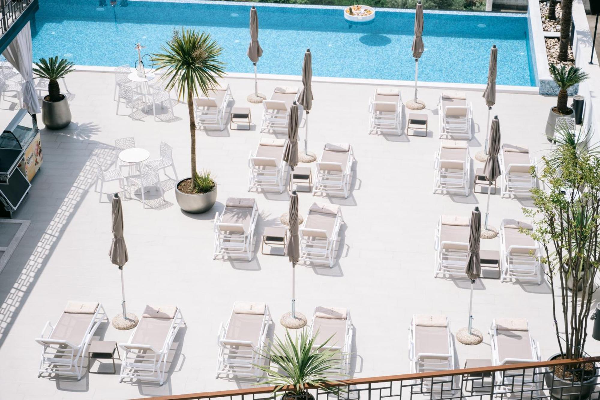 Padam Hotel & Spa Ulcinj Exteriör bild