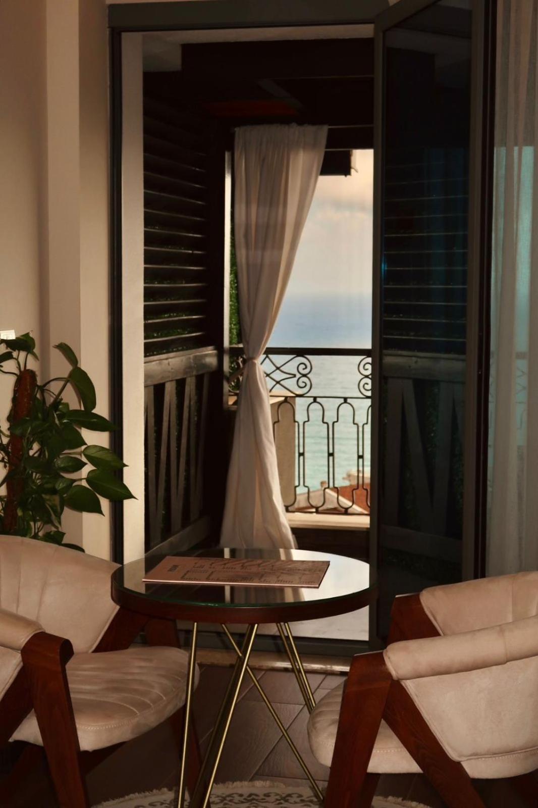 Padam Hotel & Spa Ulcinj Exteriör bild