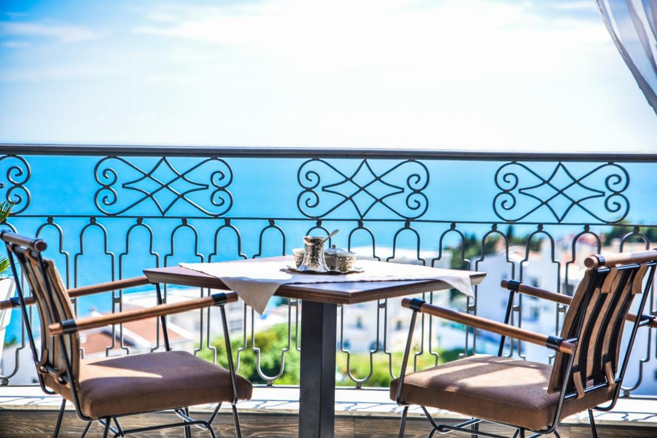 Padam Hotel & Spa Ulcinj Exteriör bild