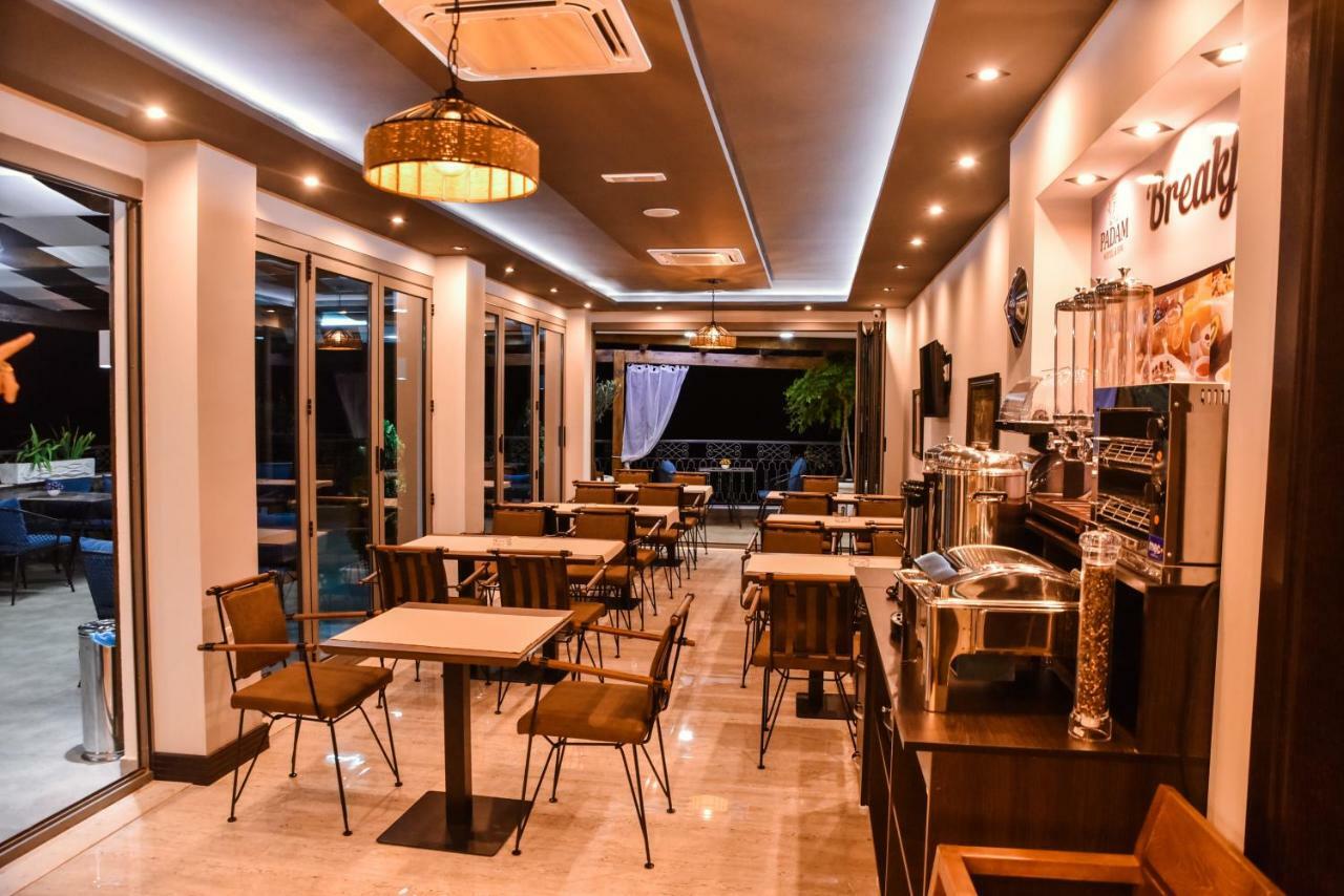 Padam Hotel & Spa Ulcinj Exteriör bild